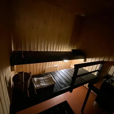 Two Bedroom Duplex With Peaceful Views Appartamento