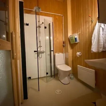 Two Bedroom Duplex With Peaceful Views *